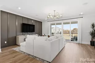 5119 Hoptree St, Charlotte, NC 28277 - Photo 8