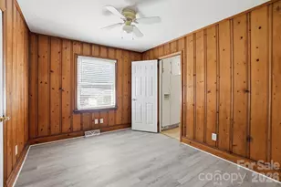 2032 Eastway Dr, Charlotte, NC 28205 - Photo 10