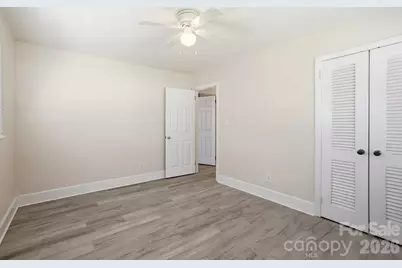 2032 Eastway Drive, Charlotte, NC 28205 - Photo 16