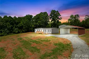 4051 10th Ave Dr SW, Hickory, NC 28602 - Photo 38