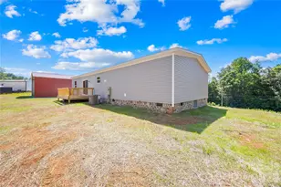4051 10th Ave Dr SW, Hickory, NC 28602 - Photo 12