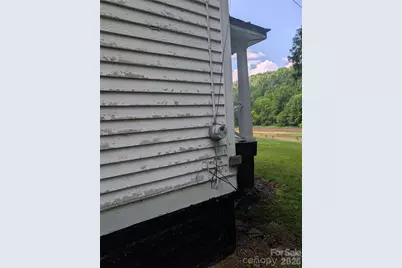 1327 Nc 80 Highway, Bakersville, NC 28705 - Photo 38