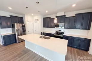 7725 Sea Turtle Wy, Lancaster, SC 29720 - Photo 2