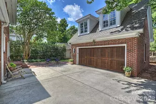 2126 Dilworth Rd E, Charlotte, NC 28203 - Photo 8