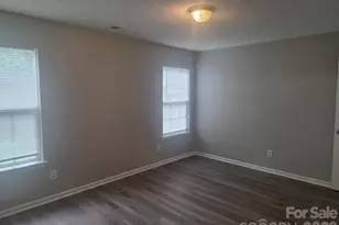 821 Lakehill Rd, Charlotte, NC 28214 - Photo 8