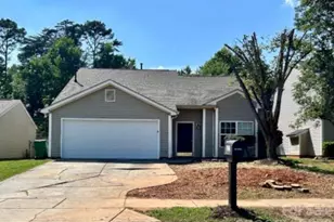 821 Lakehill Rd, Charlotte, NC 28214 - Photo 1