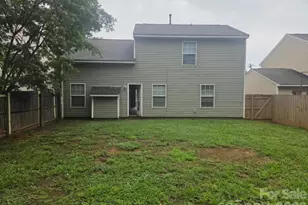 821 Lakehill Rd, Charlotte, NC 28214 - Photo 14