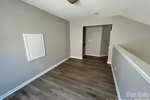 821 Lakehill Rd, Charlotte, NC 28214 - Photo 8