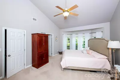 6103 Breckfield Court, Charlotte, NC 28278 - Photo 16