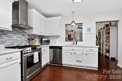 5422 Harris Cove Drive, Charlotte, NC 28269 - Photo 12