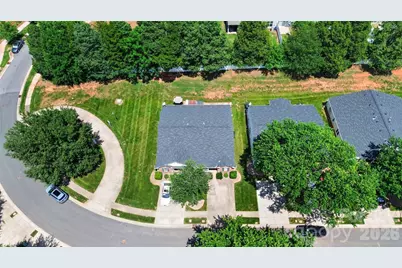 5422 Harris Cove Drive, Charlotte, NC 28269 - Photo 32