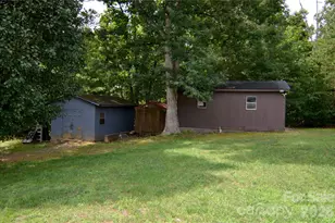 848 Deer Park Rd, Nebo, NC 28761 - Photo 12