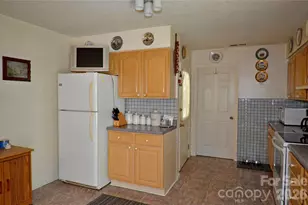 848 Deer Park Rd, Nebo, NC 28761 - Photo 24