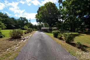 848 Deer Park Rd, Nebo, NC 28761 - Photo 8