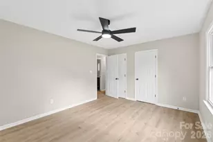 711 King Arthur Dr, Gastonia, NC 28056 - Photo 24
