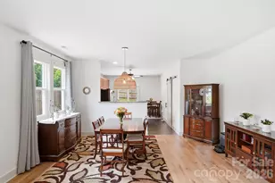 2211 Savannah Hills Dr, Matthews, NC 28105 - Photo 10