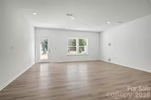 14040 Steller St, Charlotte, NC 28269 - Photo 6