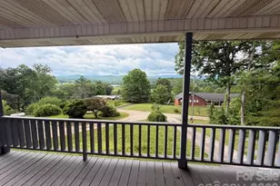 281 Cherrywood Cir, Hayesville, NC 28904 - Photo 8