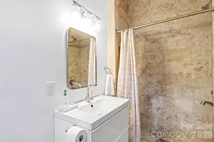 904 36th St, Charlotte, NC 28205 - Photo 18