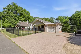 200 Feimster St, Statesville, NC 28677 - Photo 4