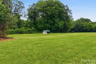 237 Triple Ponds Ct, Clover, SC 29710 - Photo 40