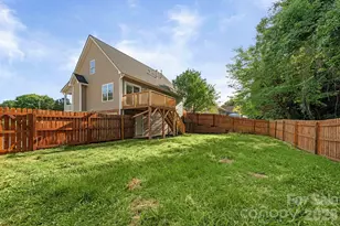 2751 Bridgeport Dr, Winston Salem, NC 27103 - Photo 6
