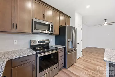 1103 Grays Mill Road, Charlotte, NC 28215 - Photo 14