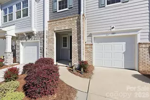 1103 Grays Ml Rd, Charlotte, NC 28215 - Photo 2