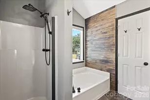 100 Diamond Dr, Mooresville, NC 28117 - Photo 22