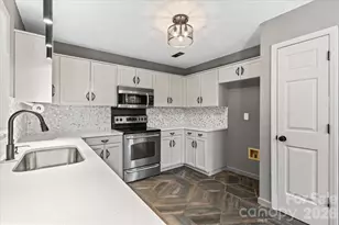 100 Diamond Dr, Mooresville, NC 28117 - Photo 12