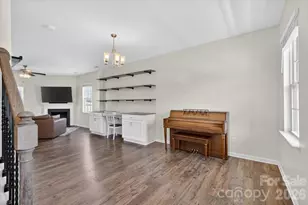157 Kingsway Dr, Mooresville, NC 28115 - Photo 4
