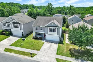 2013 Grimley Ln, Fort Mill, SC 29707 - Photo 4
