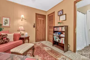 571 Tsisqua Cir, Brevard, NC 28712 - Photo 30