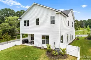1002 Parkes St, Matthews, NC 28105 - Photo 30