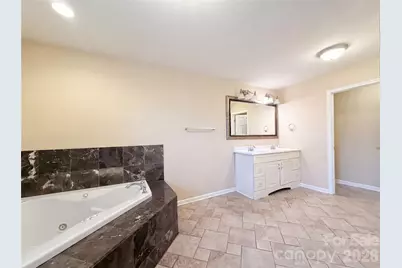1580 W Cloaninger Avenue, Statesville, NC 28625 - Photo 14