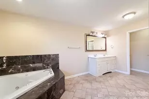 1580 W Cloaninger Ave, Statesville, NC 28625 - Photo 14