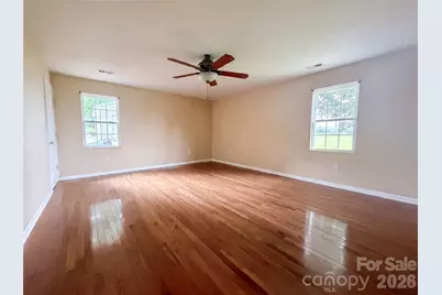 1580 W Cloaninger Avenue, Statesville, NC 28625 - Photo 6
