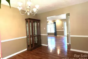 1724 Wellington Ave, Newton, NC 28658 - Photo 10