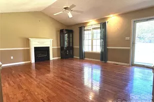 1724 Wellington Ave, Newton, NC 28658 - Photo 12