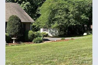 1724 Wellington Avenue, Newton, NC 28658 - Photo 28