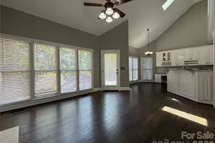 17120 Players Ridge Dr, Cornelius, NC 28031 - Photo 6