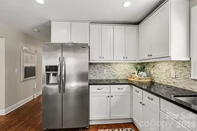 2612 Roslyn Avenue, Charlotte, NC 28208 - Photo 12
