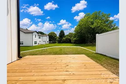 1242 N Sharon Amity Road, Charlotte, NC 28211 - Photo 2
