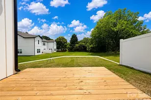 1242 N Sharon Amity Rd, Charlotte, NC 28211 - Photo 2