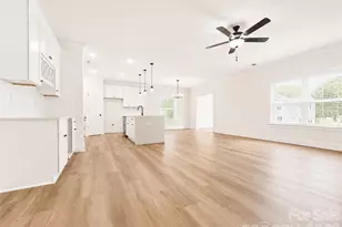 1242 N Sharon Amity Rd, Charlotte, NC 28211 - Photo 10