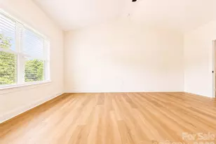 1242 N Sharon Amity Rd, Charlotte, NC 28211 - Photo 24