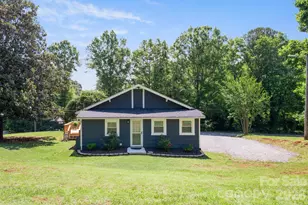 147 N Hillside St, Rutherfordton, NC 28139 - Photo 6