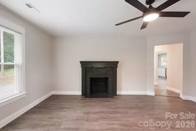 147 N Hillside Street, Rutherfordton, NC 28139 - Photo 10
