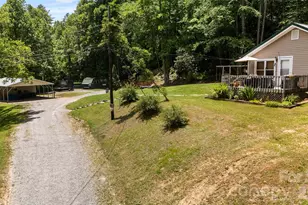 726 Israel Rd, Brevard, NC 28712 - Photo 6