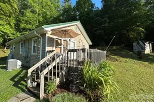 726 Israel Rd, Brevard, NC 28712 - Photo 2
